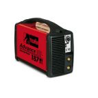 <p> Сварочный инвертор Telwin Advance 187 MV/PFC используется для проведения сварочных работ методом ММА и Tig. В отличие от других инверторов аппарат Telwin Advance 187 MV/PFC может работать в широком диапазоне напряжения благодаря устройству MV/PFC. Где MV расшифровывается как Multivoltage, а PFC — Power Factor Correction.<br />
<br />
Инвертор Telwin Advance 187 MV/PFC имеет все необходимые функции, которые необходимы для облегчения работы сварщика: Arc Force, Hot Start и Antistick. При этом аппарат может работать не только от электросети, но и от бензиновых электростанций.</p>