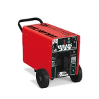 <p> Сварочные аппараты Telwin Eurarc — это линейка трансформаторов переменного тока для ручной электродуговой сварки методом ММА. Отличительной особенностью трансформаторов Telwin Eurarc является возможность использования как напряжения 220В, так и напряжения 380В. Высокоэффективное воздушное охлаждение и наличие термозащиты гарантируют надежную и стабильную работу трансформатора.<br />
<br />
Telwin Eurarc 422 — один из самых мощных аппаратов из всей линейки. Максимальный сварочный ток достигает 250 Ампер, благодаря чему возможно использование различных типов электродов диаметром до 5 мм. Предлагаемый сварочный трансформатор не имеет в комплекте принадлежностей для сварки.</p>