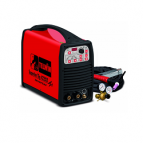 <p> Telwin Superior Tig 422 AC/DC HF/Lift — это трёхфазный компактный инвертор Blueweld постоянного и переменного тока с микропроцессорным управлением. Аппарат предназначается для сварки методом Tig с двумя типами зажигания — Tig Lift и высокочастотным бесконтактным зажиганием (HF).<br />
<br />
Преимущества аппарата Telwin Superior Tig 422 AC/DC HF/Lift заключаются в том, что эта модель имеет 9 индивидуальных программ сварки, регулировку подачи газа после выключения тока. Также есть возможность выбора между 2-х и 4-х тактным режимом работы и возможность подключения дистанционного управления.</p>