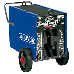 <p> Сварочные аппараты серии Omega — это надежные итальянские выпрямители от производителя Blueweld. Отличительная особенность данной линейки выпрямителей — минимальное количество брызг во время проведения сварочных работ. Легкость управления и плавность регулировки сварочного тока осуществляется за счет использования удобной ручки на панели управления аппарата.<br />
<br />
Максимальный сварочный ток аппарата Omega 410/S — 350 Ампер. Это позволяет применять для сварочных работ электроды диаметром до 6 мм. В стандартную комплектацию выпрямителей Omega принадлежности для сварки не входят. При необходимости дополнительные аксессуары можно приобрести отдельно.</p>
<p> Сварочный аппарат снят с производства!</p>