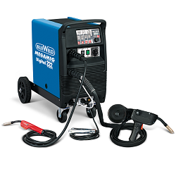 <p>   Сварочные аппараты Megamig Digital используются для сварочных работ проволокой сплошного сечения в среде защитного газа, а также Mig пайки. Аппараты снабжены удобным микропроцессорным блоком управления, благодаря которому можно подобрать оптимальные настройки для работы с различными материалами. Наибольшую популярность итальянские аппараты Megamig Digital приобрели в автосервисах, металлообработке и судостроительстве.<br />
<br />
   Megamig Digital 222 — самый мощный полуавтомат из линейки аппаратов Megamig Digital. Сварочный ток можно регулировать в пределах от 20 до 220 Ампер. Это дает возможность использовать широкий диапазон проволоки диаметром до 1 миллиметра.</p>
<p>Сварочный аппарат снят с производства.</p>