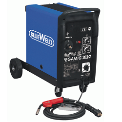 <p>   Аппарат Vegamig 250/2 Turbo — это трехфазный сварочный полуавтомат, предназначенный для сварки проволокой сплошного сечения в среде защитного газа методом Mig-Mag. Чаще всего полуавтомат Vegamig 250/2 Turbo применяют в тех ситуациях, когда необходимо получить достаточно протяженные сварочные швы высокого качества. При этом также возможна сварка точками с электронной регулировкой времени точечной сварки.<br />
<br />
   Промышленный сварочный аппарат Vegamig 250/2 Turbo поставляется со всеми необходимыми сварочными принадлежностями и аксессуарами для сварки методом Mig-Mag. Максимальный сварочный ток аппарата достигает значения 260 Ампер, что позволяет применять проволоку диаметром до 1 миллиметра.</p>
<p><a href="http://www.weld-russia.ru/blueweld-manual/Vegamig_250_2_821428.pdf">Скачать паспорт и инструкцию по эксплуатации к аппарату Blueweld Vegamig 250/2 TURBO.</a></p>