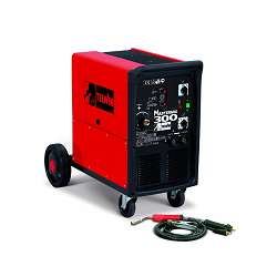 <p>   Telwin Mastermig 300 — итальянский полуавтомат для сварочных работ различными методами: сварка проволокой в среде защитного газа, сварка порошковой проволокой, а также Mig пайки. Аппарат Telwin Mastermig 300 можно использовать с различными материалами, такими как сталь, нержавеющая сталь, алюминий и т.д. Значение сварочного тока может достигать до 300 Ампер, что позволяет использовать проволоку диаметром 1.2 миллиметра.<br />
<br />
   Отличительные особенности данного полуавтомата:<br />
   — Наличие в комплектации принадлежностей для сварки<br />
   — Выносной 4-х роликовый механизм для подачи проволоки<br />
   — Возможность сварки точками с регулировкой времени сварки<br />
   — Регулировка напряжения сварочной дуги<br />
   — Возможность применения шланг-пакета длиной 10 метров</p>